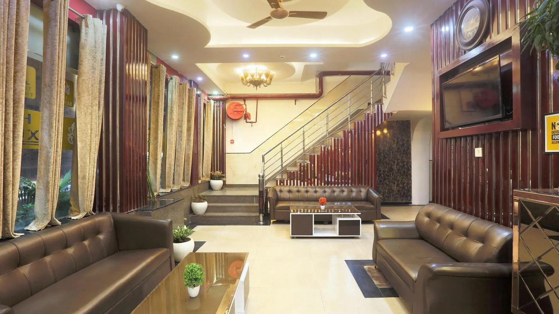 Luxury Stay Near Delhi International Airport Neu-Delhi Indien