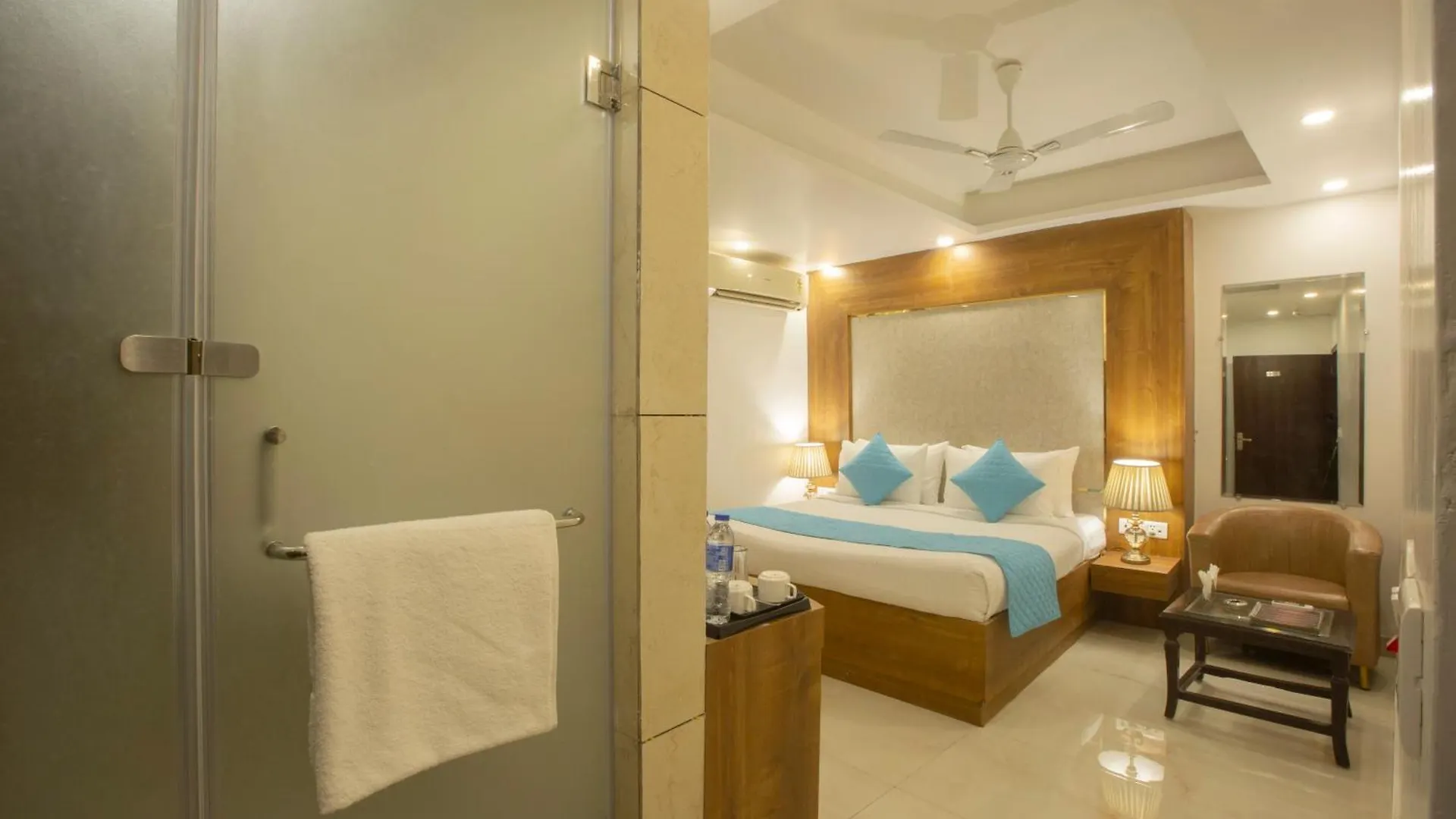 Hotel Luxury Stay Near Delhi International Airport Neu-Delhi