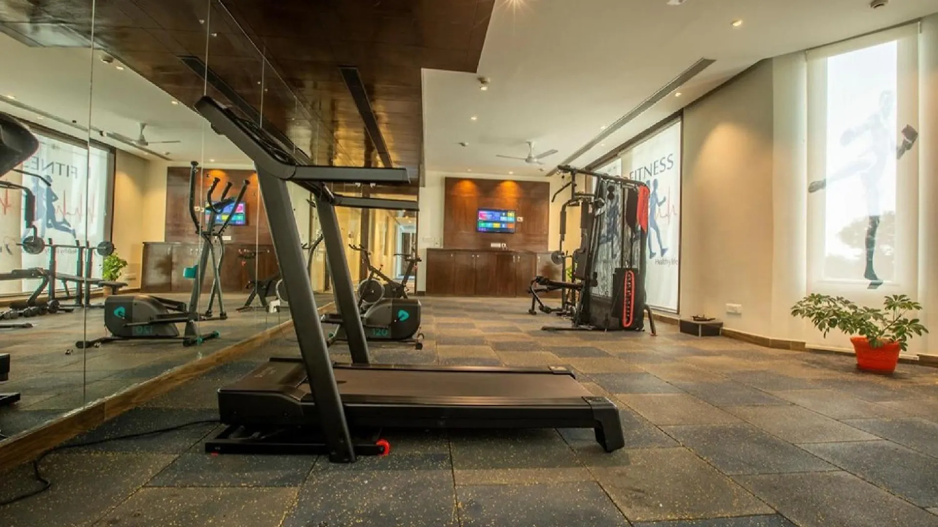 Hotel Luxury Stay Near Delhi International Airport Neu-Delhi