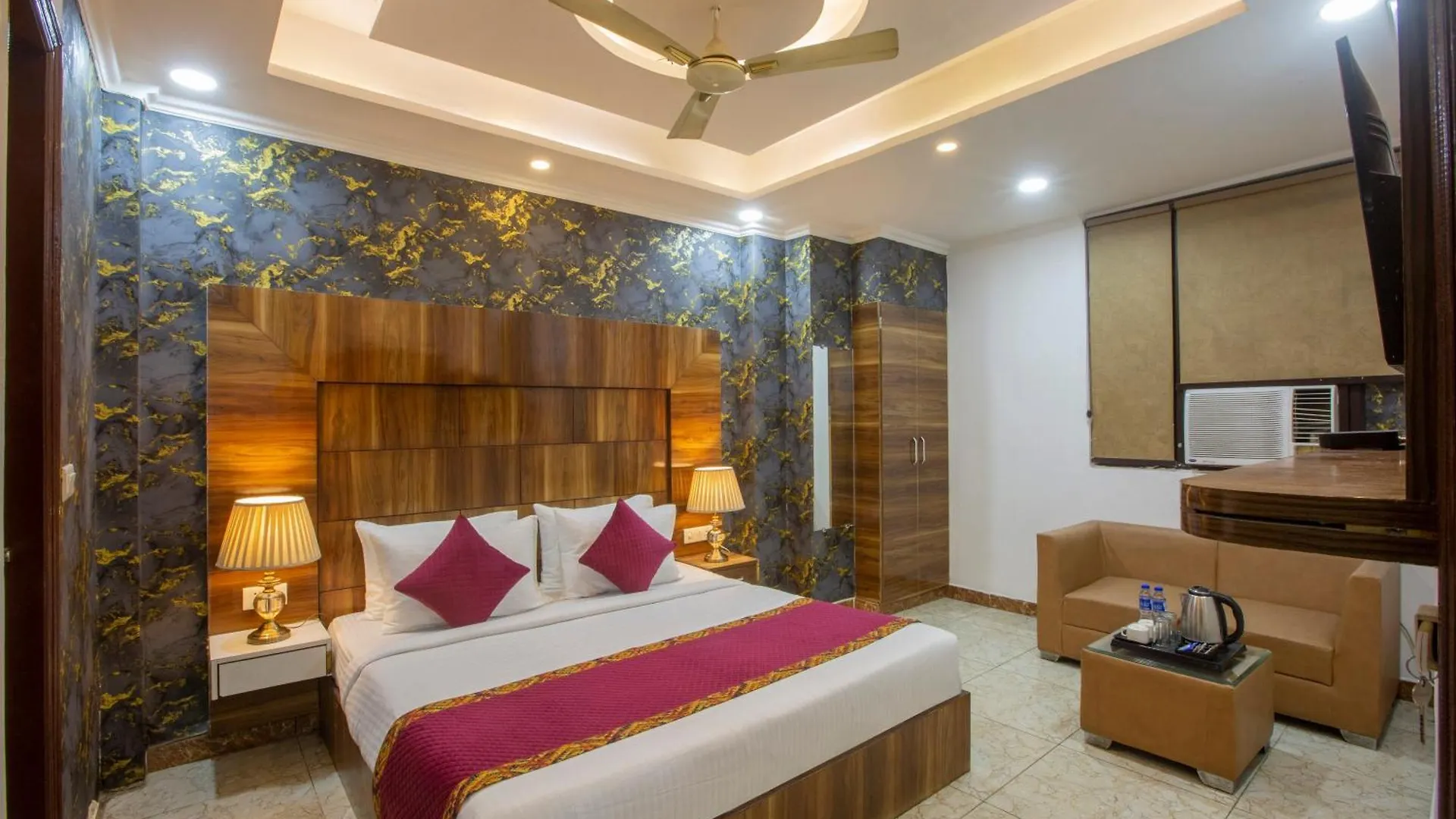 Hotel Luxury Stay Near Delhi International Airport New Delhi