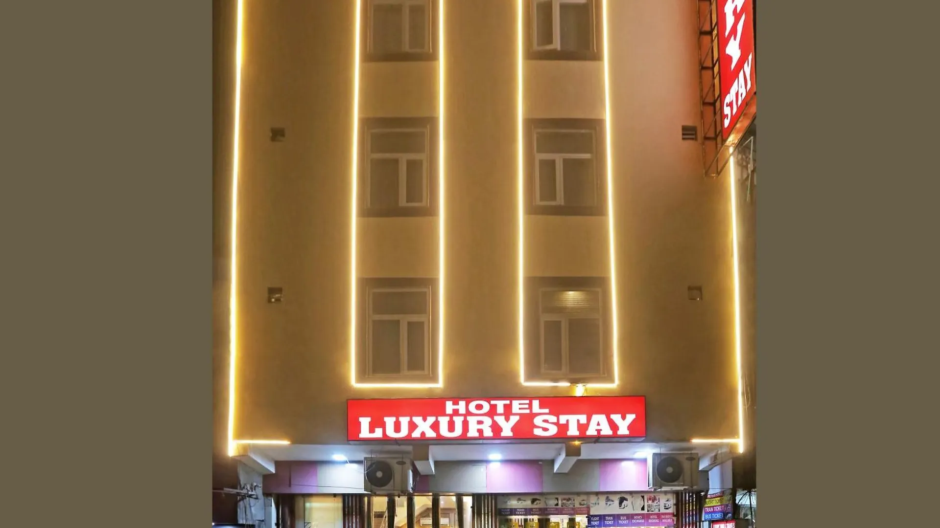 Luxury Stay Near Delhi International Airport New Delhi India