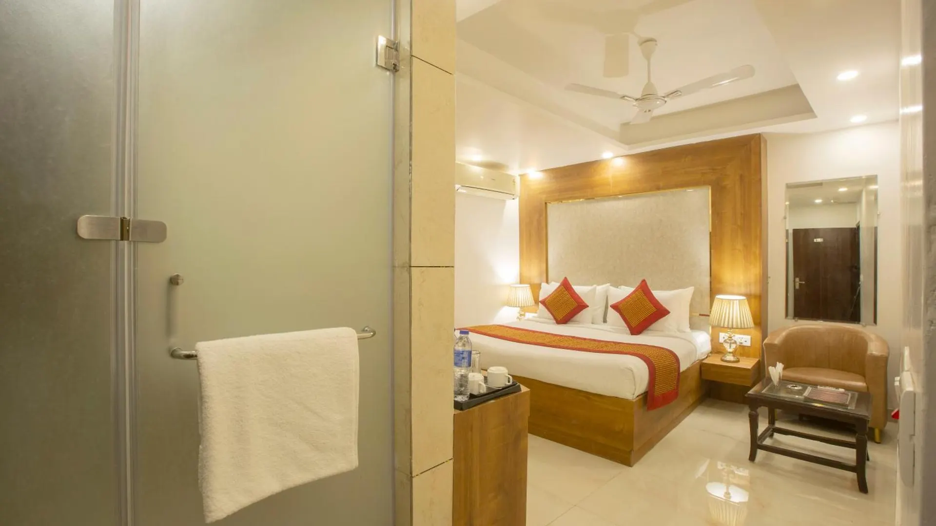 Hotel Luxury Stay Near Delhi International Airport New Delhi