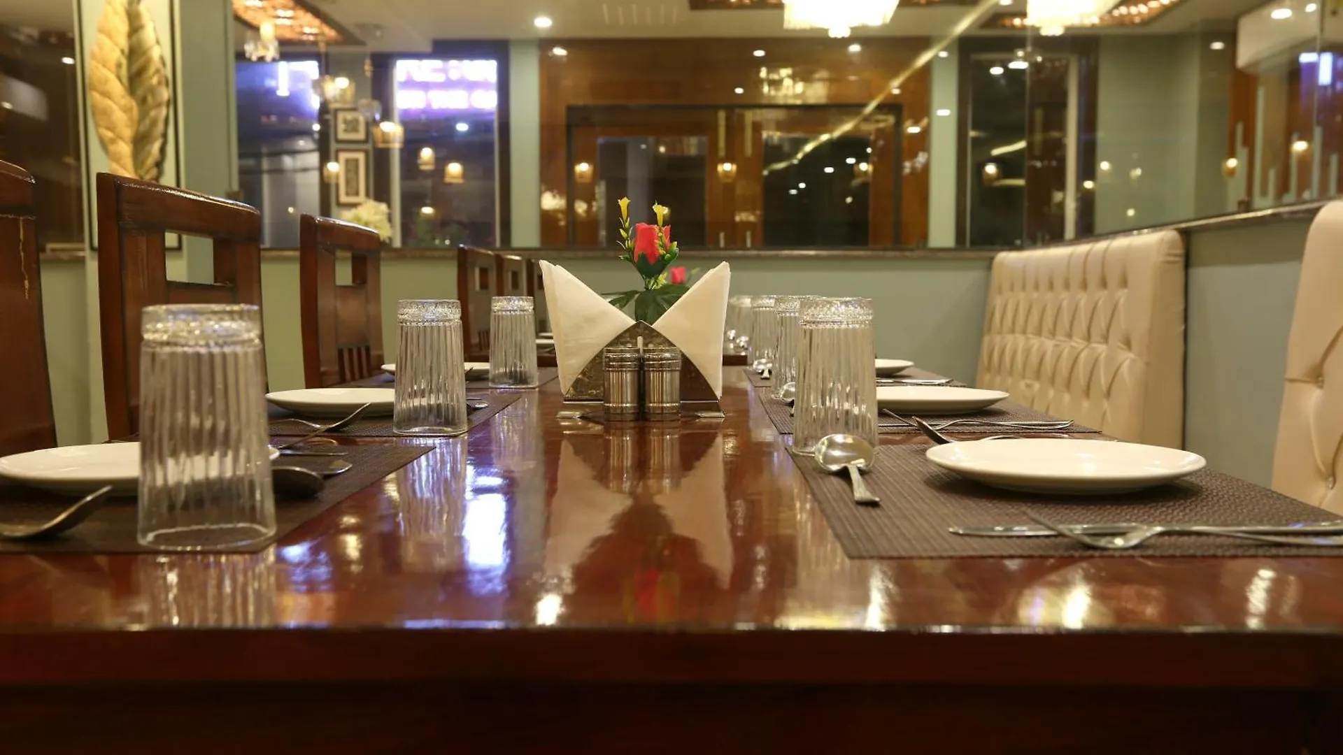 Luxury Stay Near Delhi International Airport New Delhi Hotel