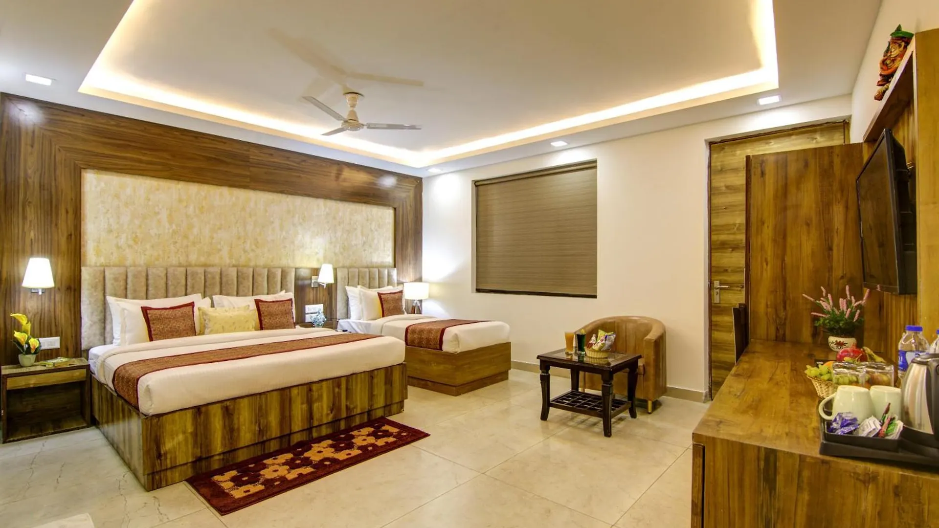 Luxury Stay Near Delhi International Airport New Delhi 4*,